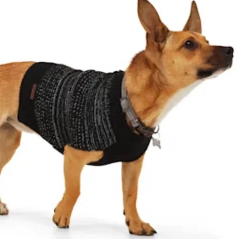 NWT Reddy reflective dog sweater S